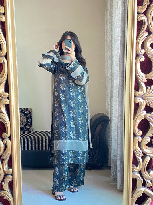 3 Piece - Lawn Printed Stitched Dress - 1006