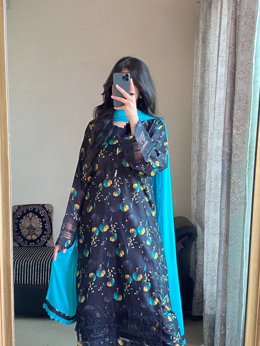 3 Piece - Lawn Printed Stitched Dress - 1001