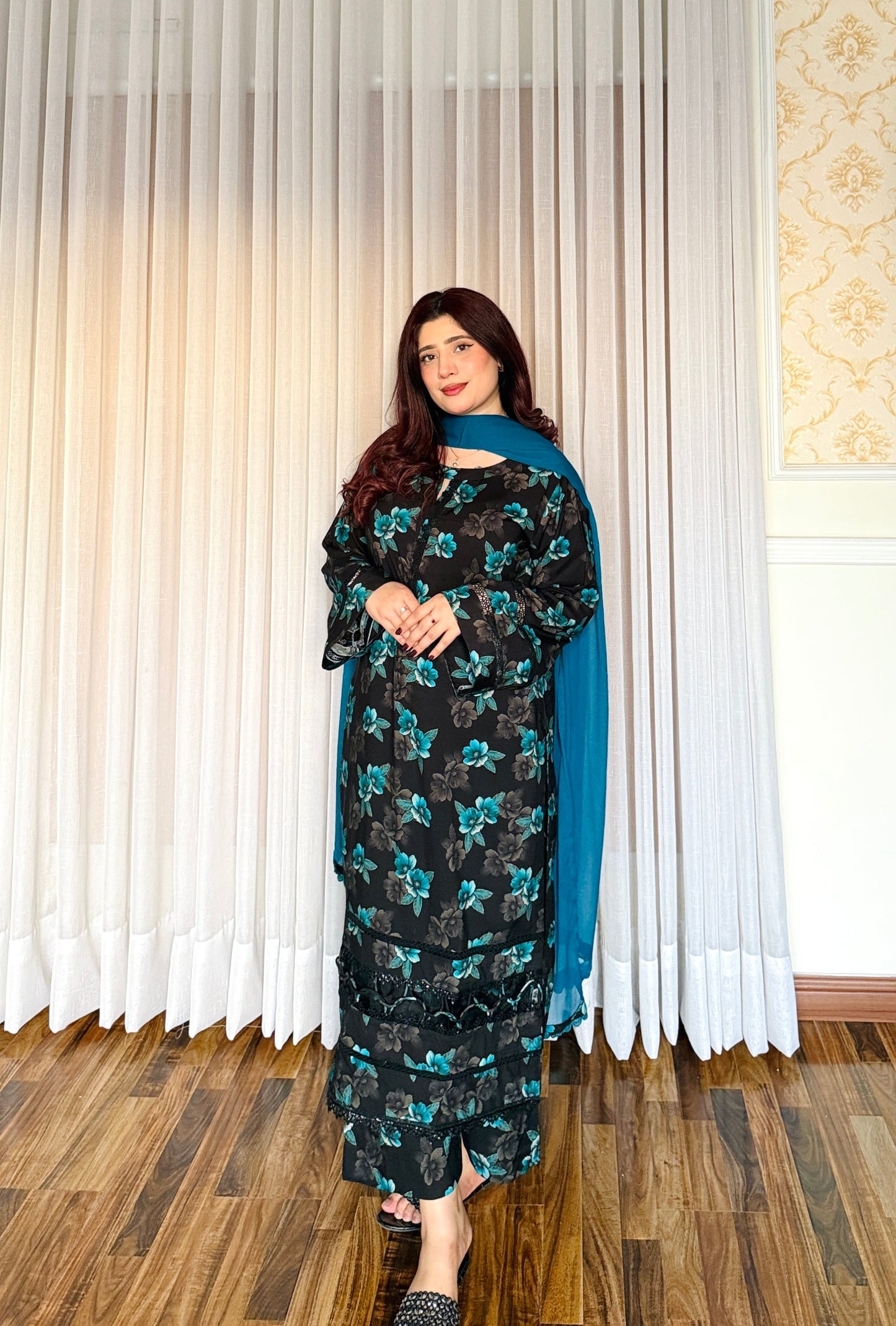 3 Piece Cambric Linan Stitched-057