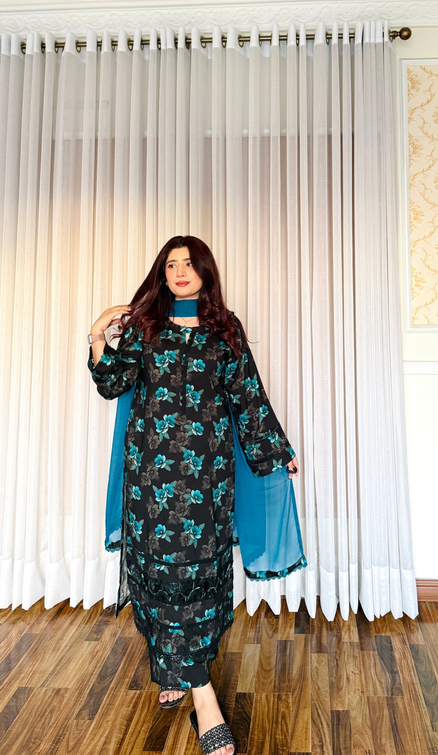 3 Piece Cambric Linan Stitched-057