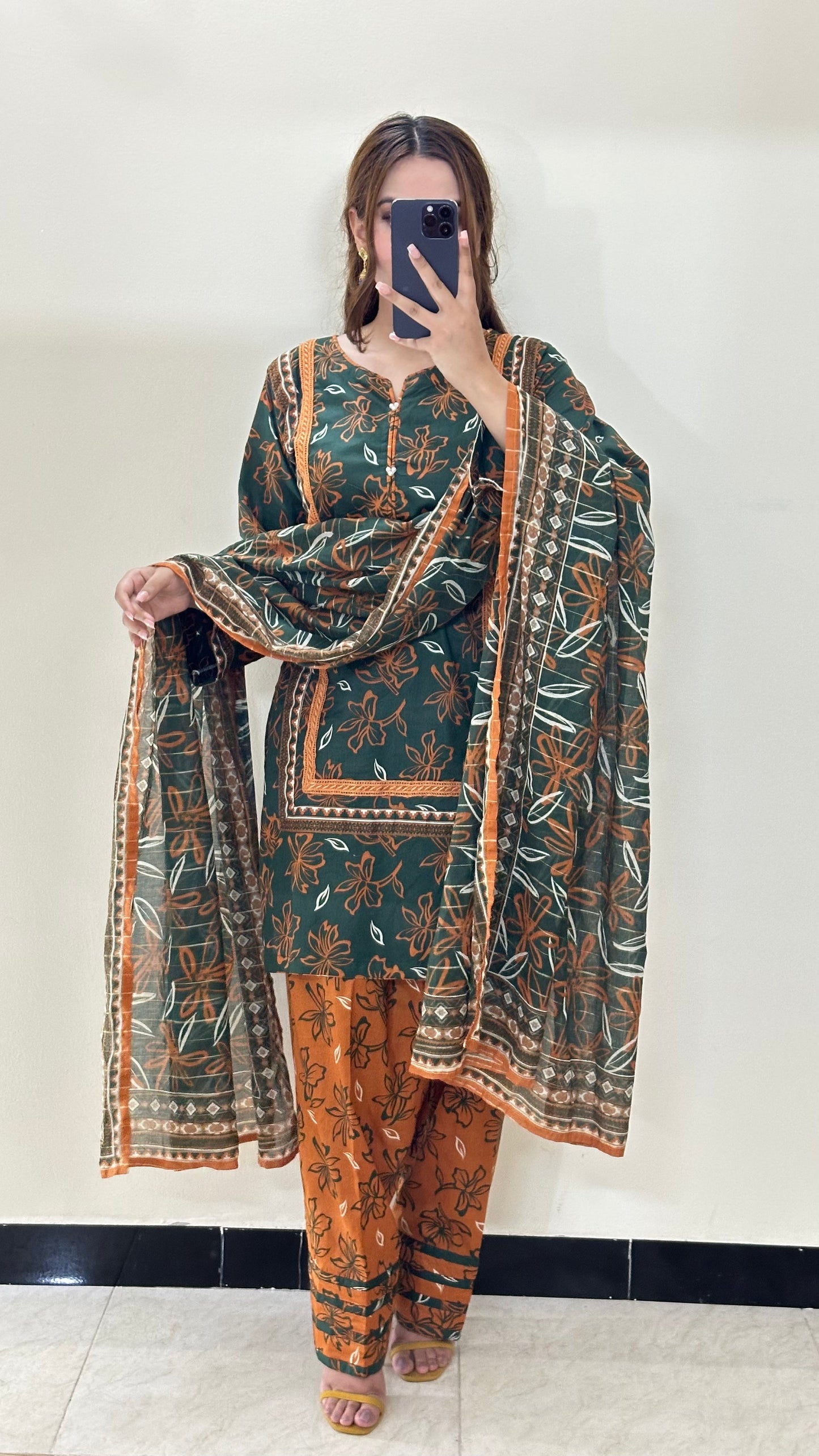 3 Piece Lawn Printed Stitched Dress - 023