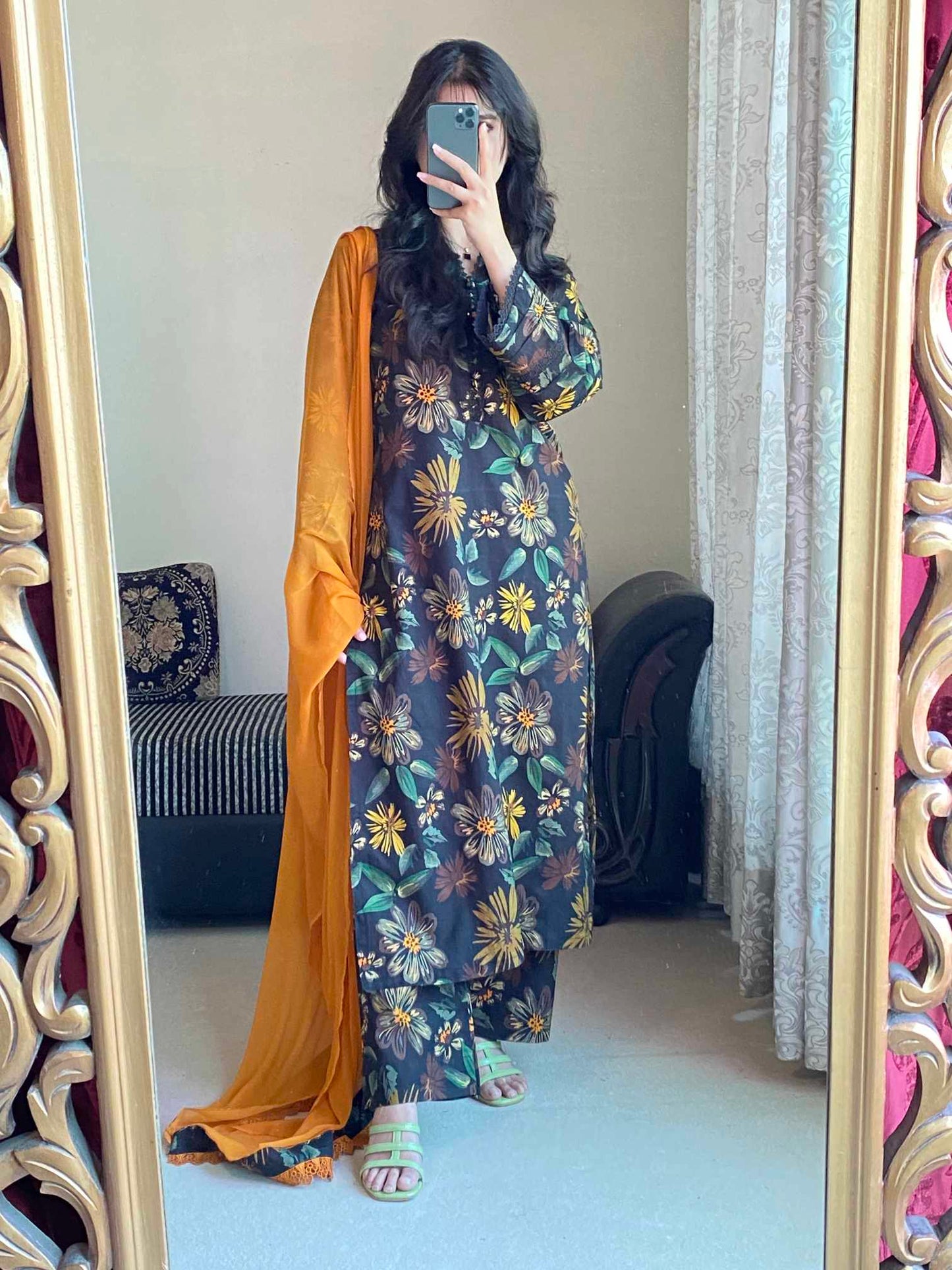 3 Piece -Bana Dora Lawn Stitched Dress - 084